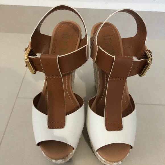 Platform Sandals 💛 - Picture 5 of 8